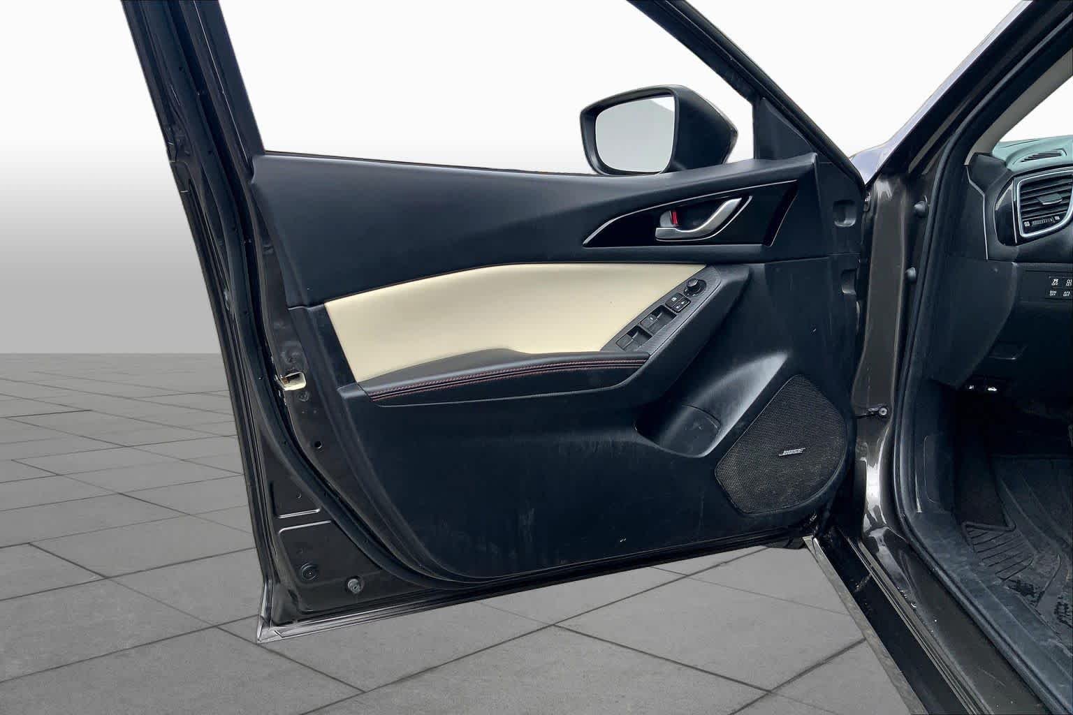 Used 2015 Titanium Flash Mica Mazda s Grand Touring image 19