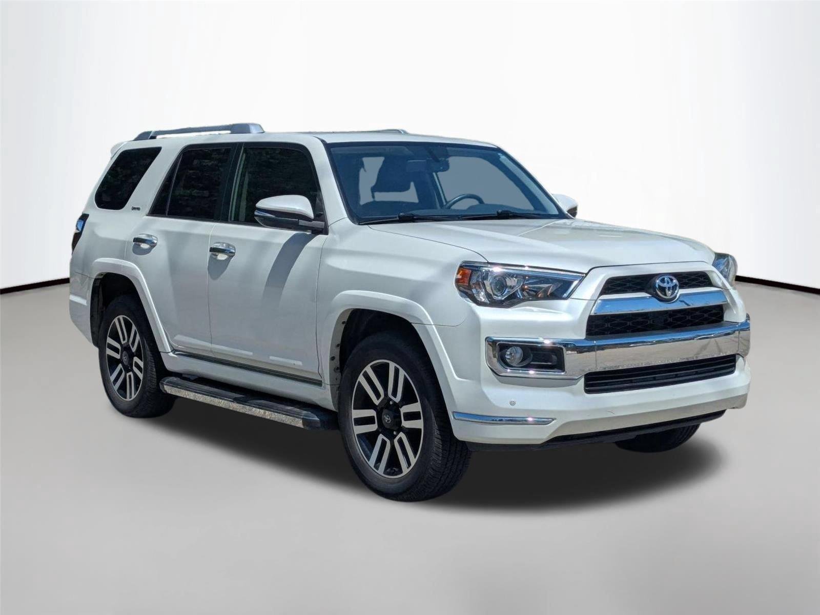Used 2019 Blizzard Pearl Toyota Limited image 3