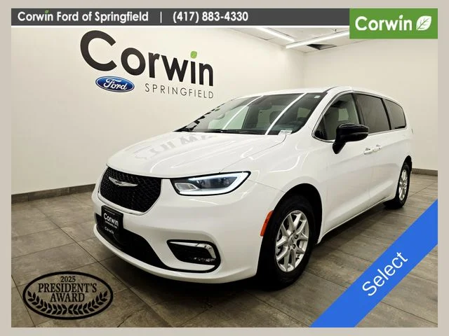 Used 2025 Bright White Clearcoat Chrysler Select image 1