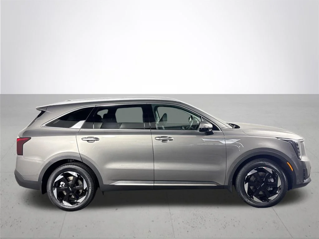 New 2026 Volcanic Sand Kia EX image 5