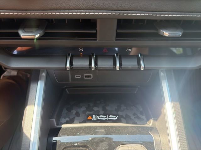 2026 Chevrolet Colorado LT - Photo 32