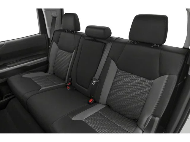 Used 2018 Midnight Black Metallic Toyota SR5 image 8