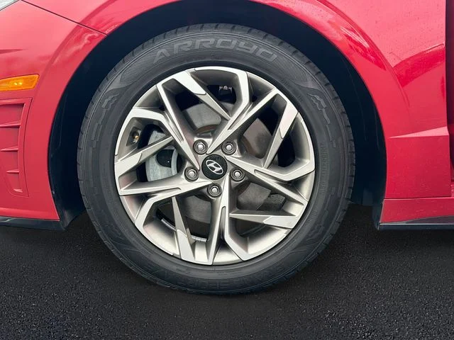 Used 2021 Red Hyundai SEL image 29