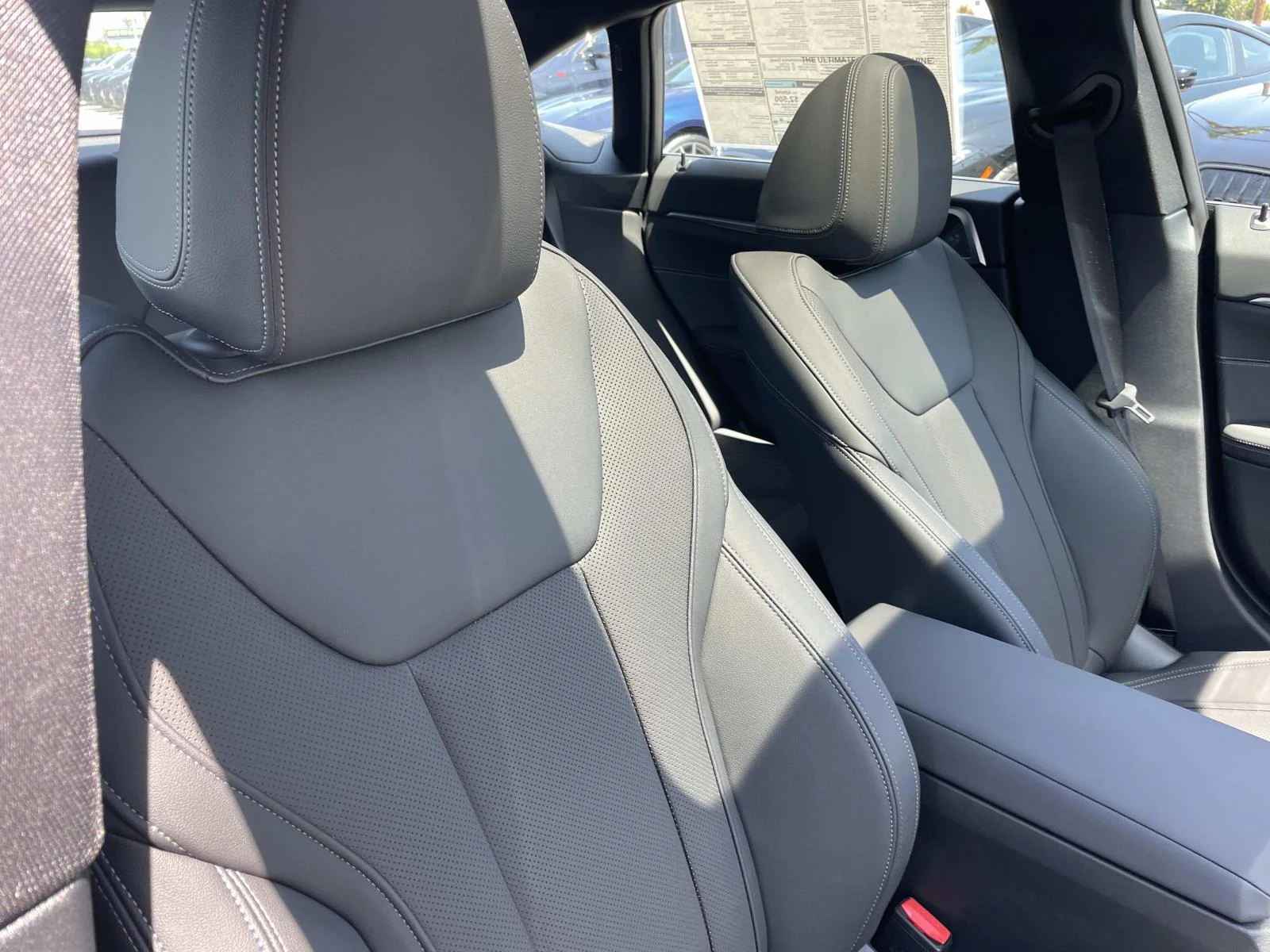 New 2026 Black Sapphire Metallic BMW M440i image 27