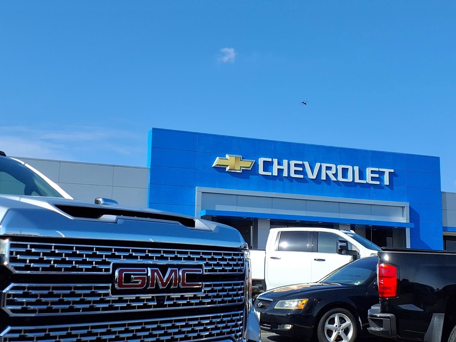 Used 2023 QUICKSILVER METALLIC GMC Denali image 28