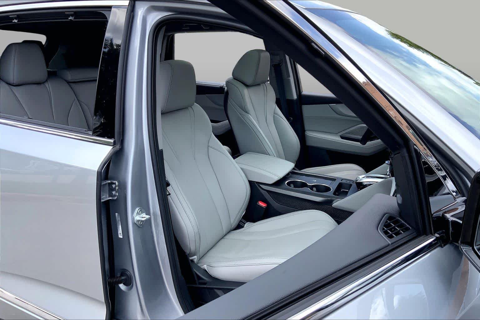 2026 Acura MDX Technology Package - Photo 9