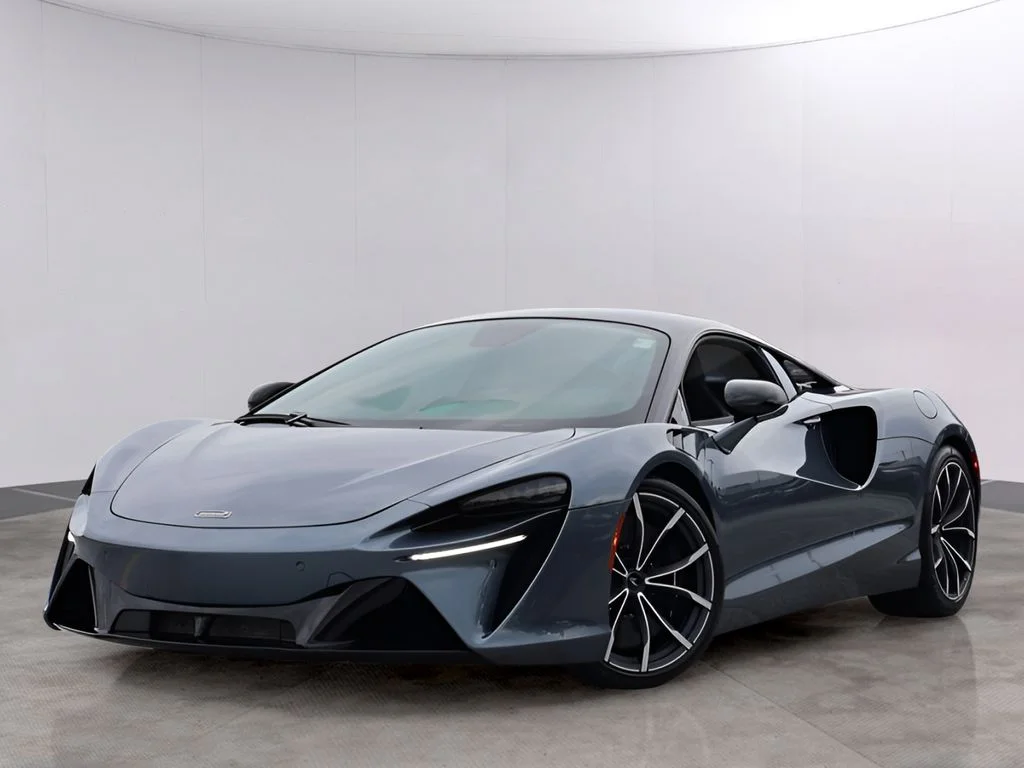 Used 2023 Saros McLaren TechLux image 1