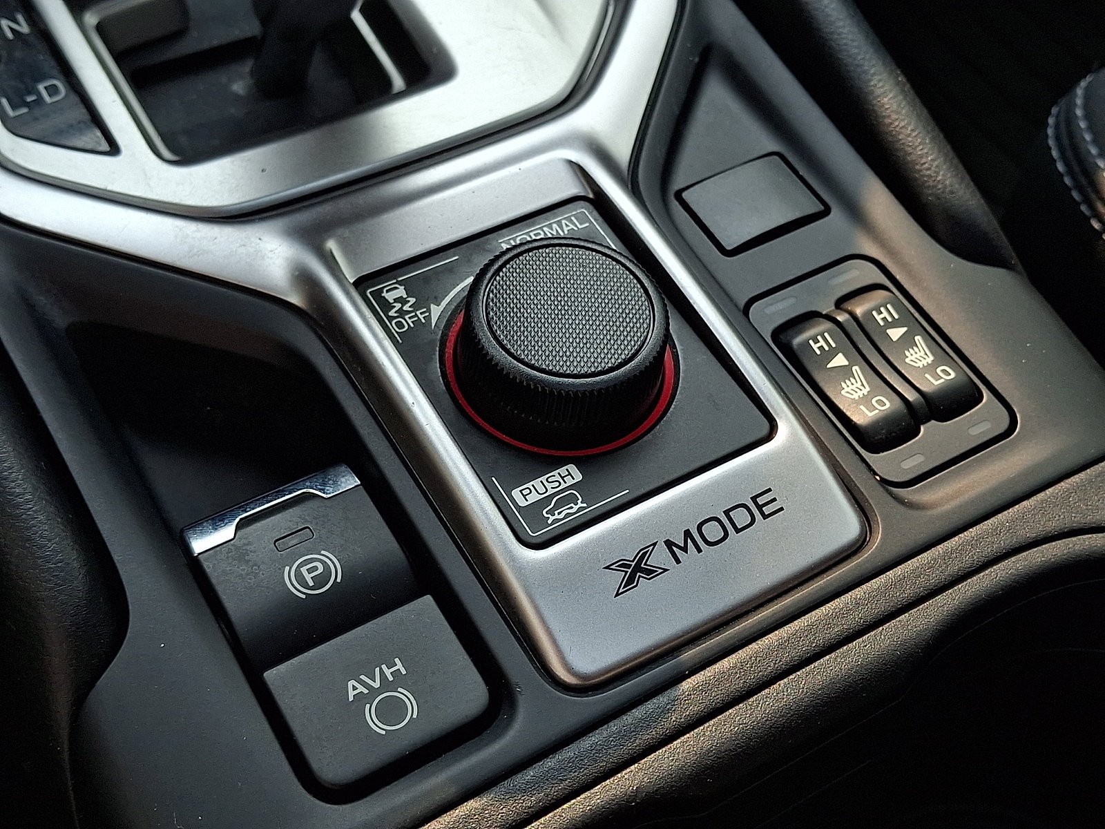 Used 2020 Magnetite Gray Metallic Subaru Premium image 25