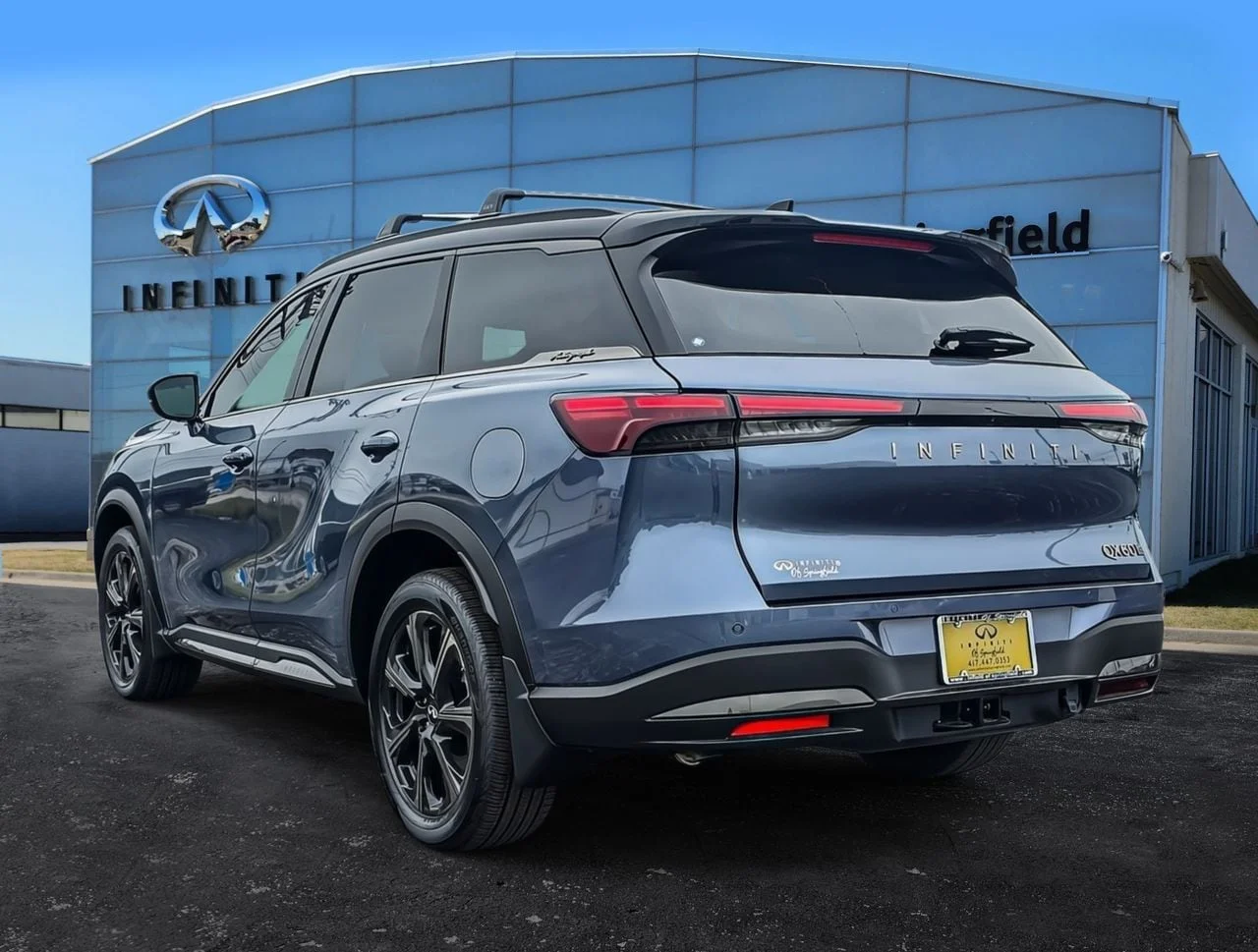 New 2027 2T MNBW BLUE INFINITI Autograph AWD image 4