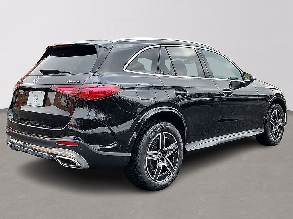 Used 2026 Black Mercedes-Benz GLC 300 image 3