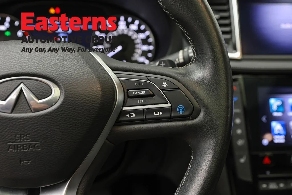 Used 2023 Gray INFINITI LUXE image 16