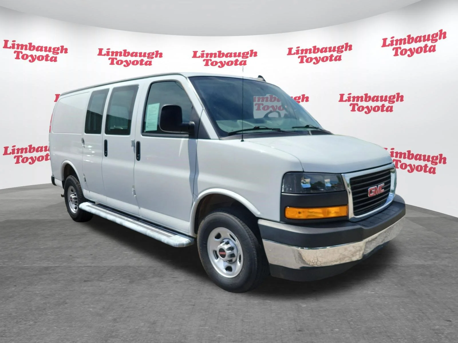 2024 GMC Savana Cargo Work Van - Photo 12