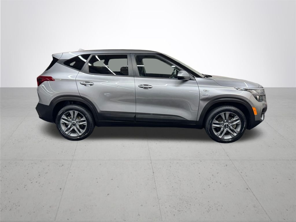 Used 2021 Steel Gray Kia LX image 9