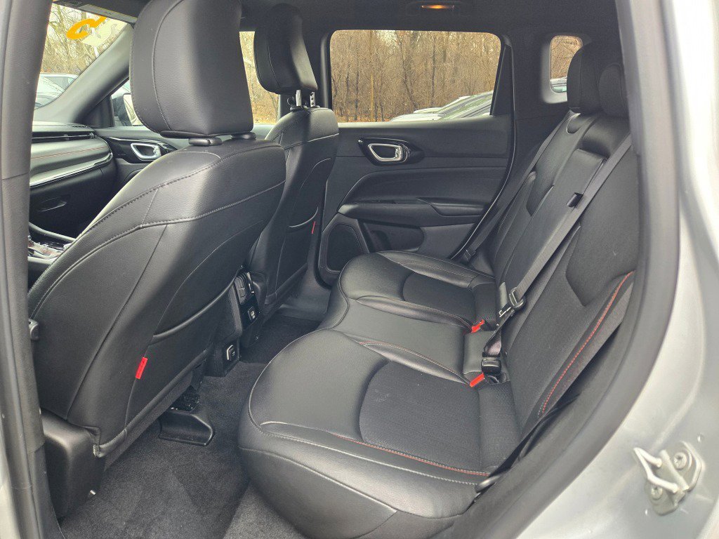 2025 Jeep Compass Trailhawk - Photo 17