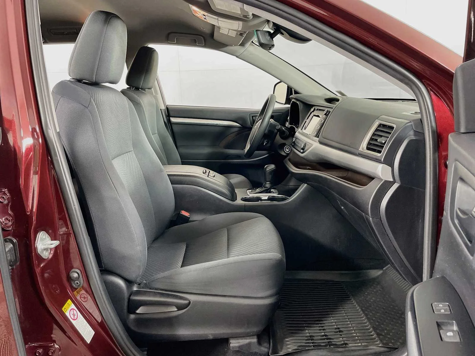 Used 2019 Ooh La La Rouge Mica Toyota LE image 25