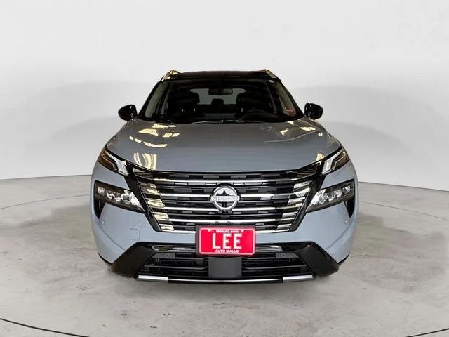 New 2026 Boulder Gray Pearl Super Black Nissan Platinum image 9