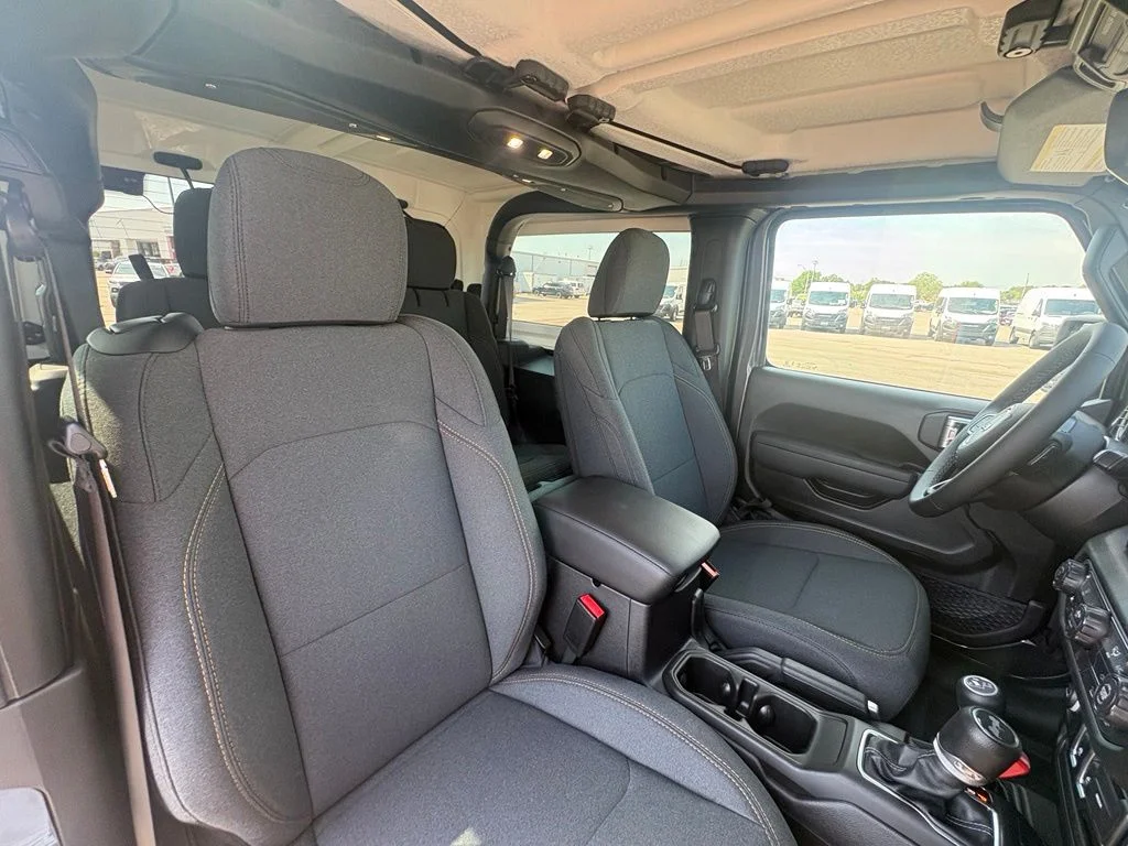 New 2026 Anvil Clear-Coat Exterior Paint Jeep Sport S image 26