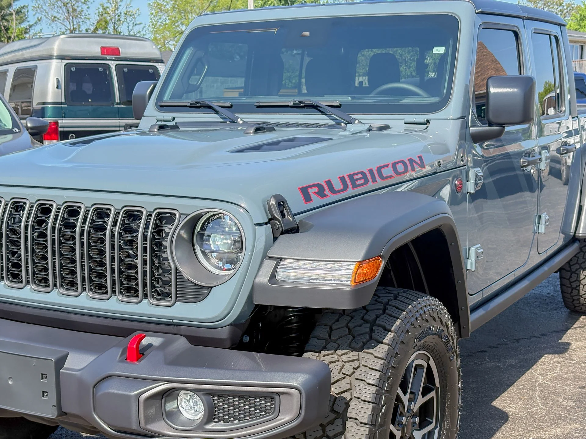 Used 2025 Gray Jeep Rubicon image 9