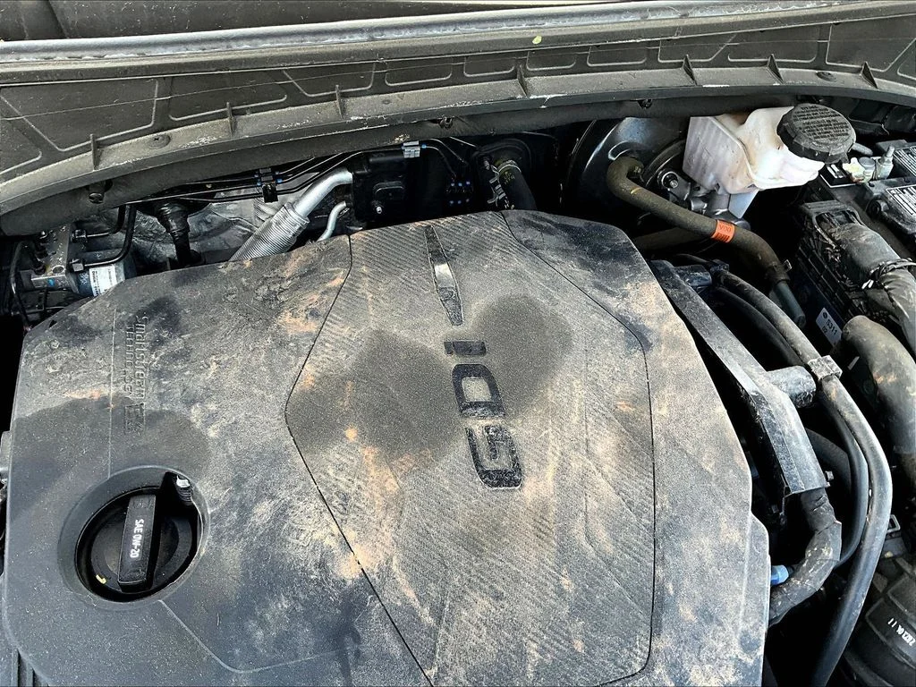Used 2023 Black Hyundai SEL image 33