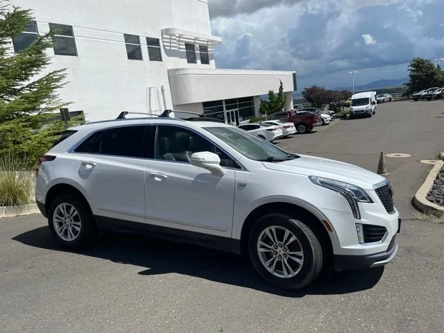 Used 2020 Crystal White Tricoat Cadillac Premium Luxury FWD image 6