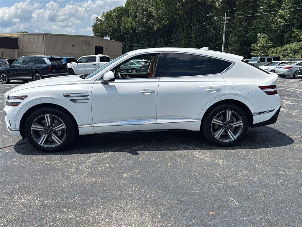 Used 2025 Uyuni White Genesis 3.5T image 4