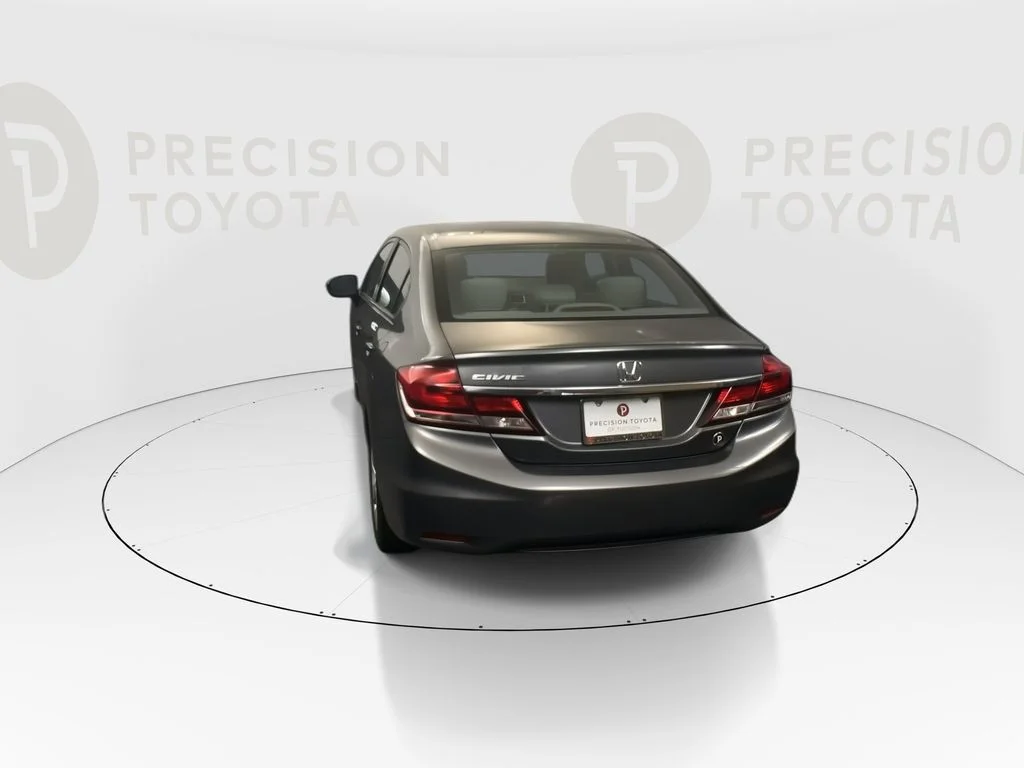 Used 2015 Modern Steel Metallic Honda LX image 16