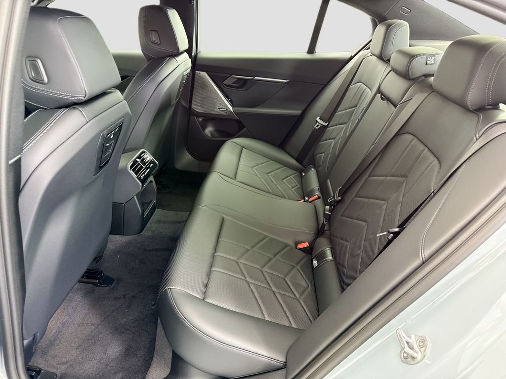 Used 2027 Gray Metallic BMW 530i image 20