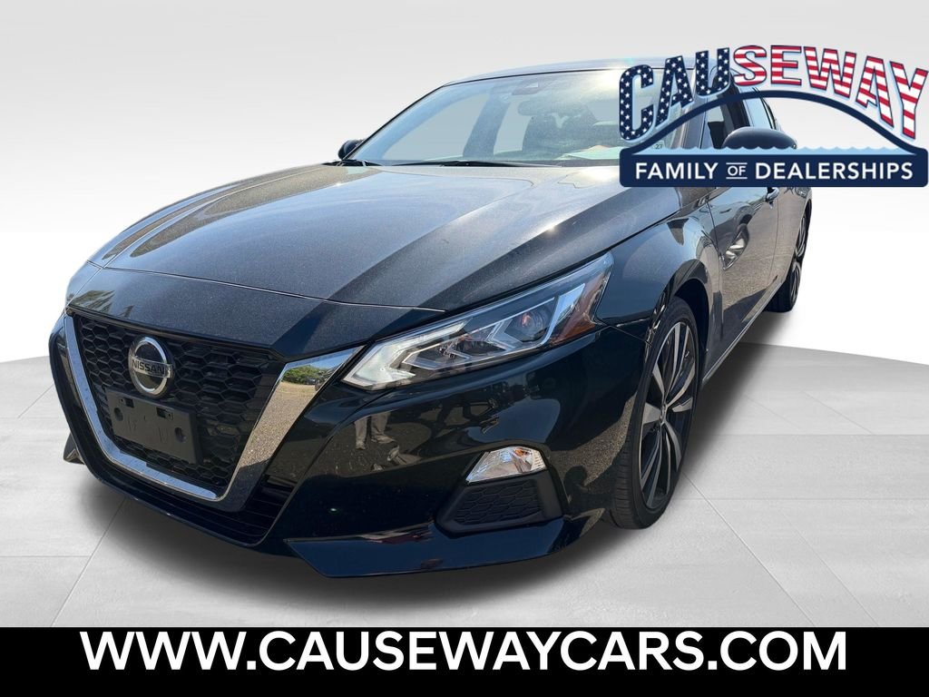 2022 Nissan Altima 2.0 VC-T SR's photo
