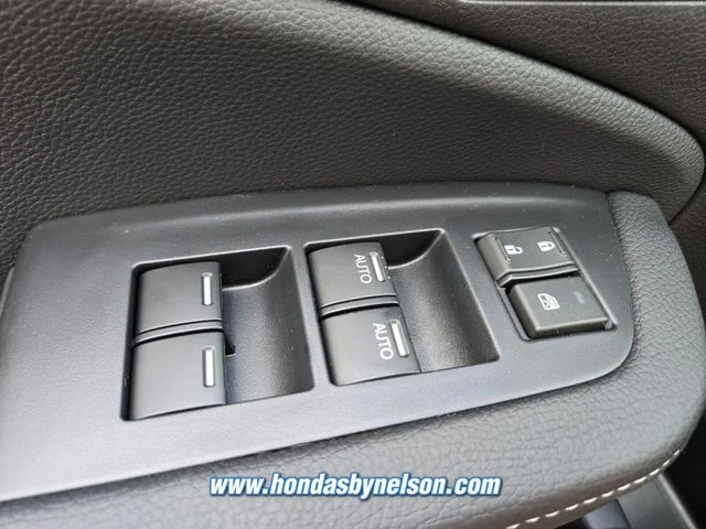 New 2026 Platinum White Pearl Honda RTL image 17