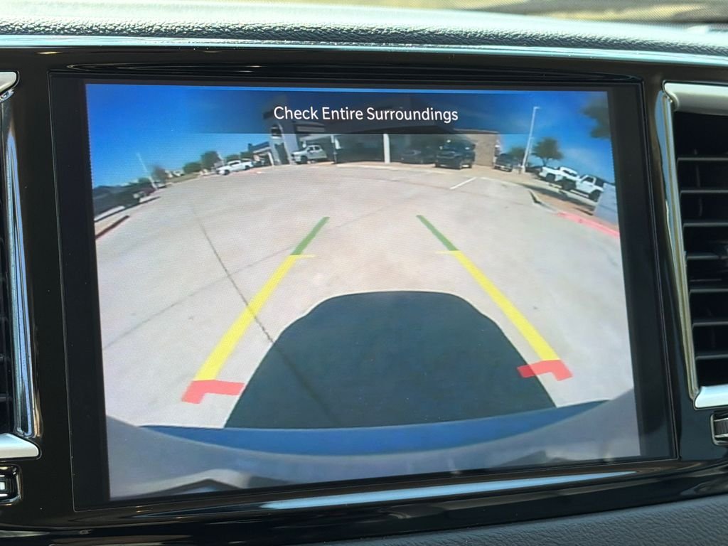 Used 2024 Silver Chrysler Touring L image 30