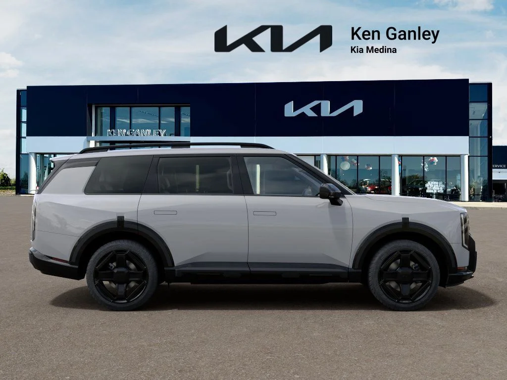 New 2027 Gray Kia X-Line EX image 7