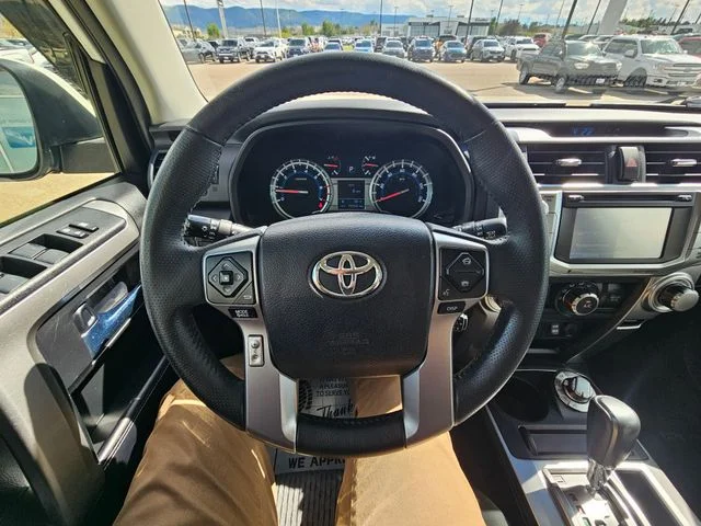 Used 2018 Super White Toyota SR5 image 12