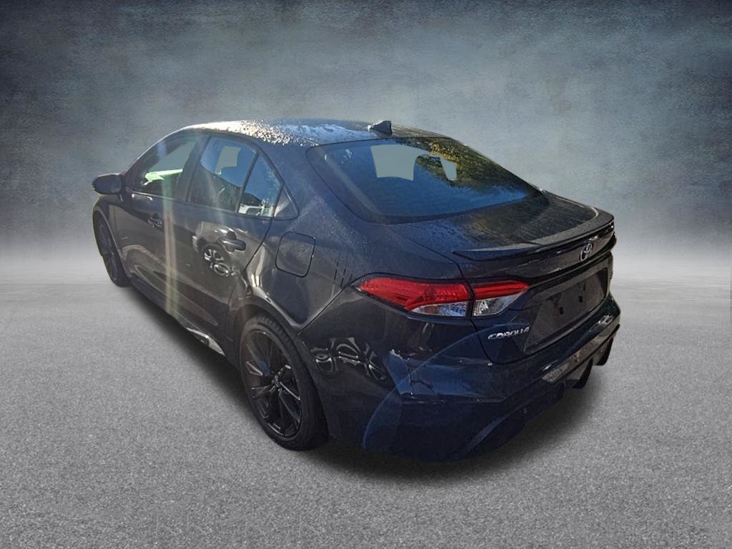 Used 2025 Underground Toyota SE image 5