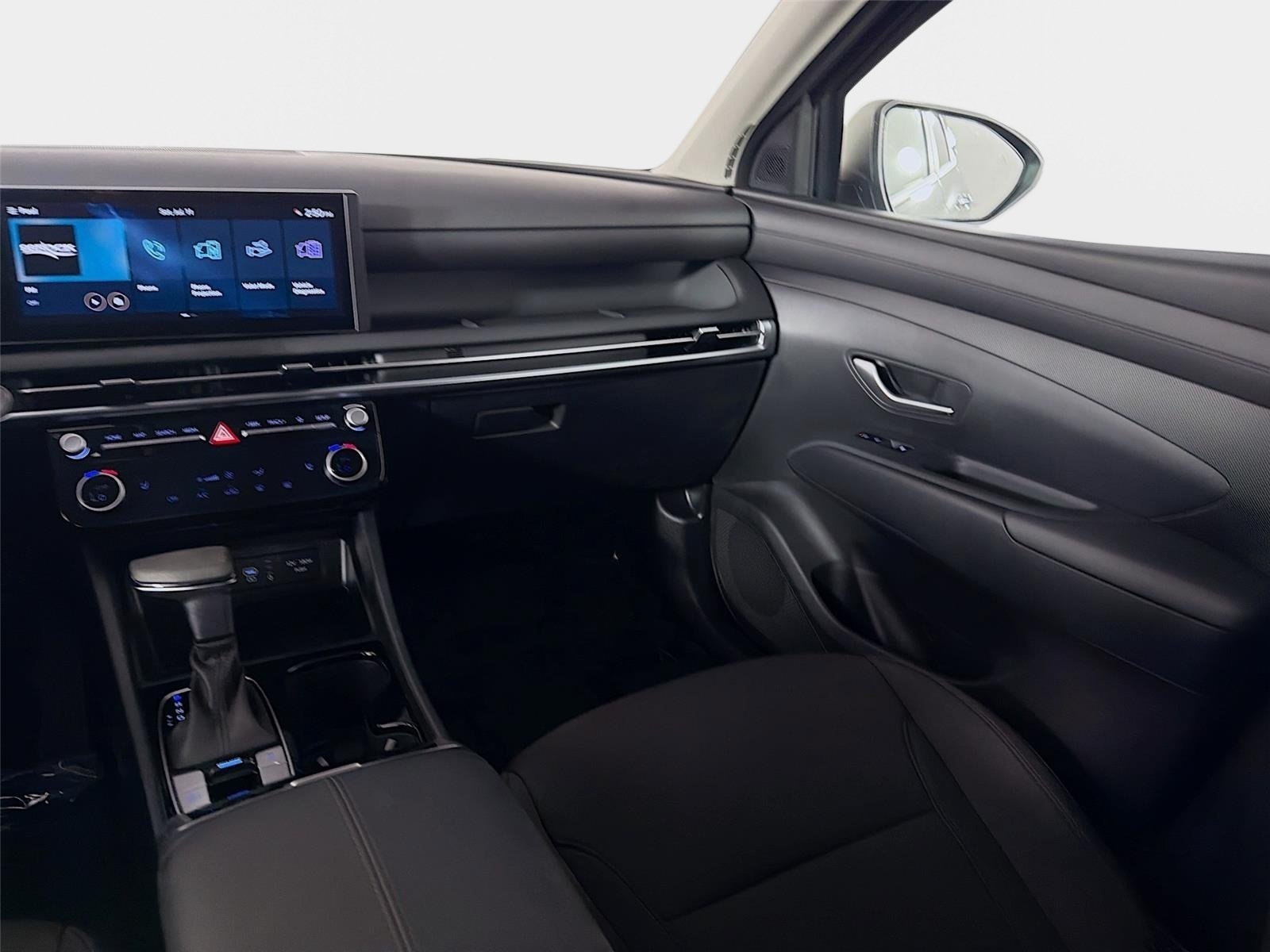 Used 2025 Ecotronic Gray Hyundai SEL image 23