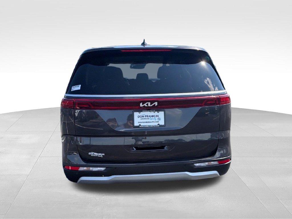 Used 2023 Gray Kia EX image 4