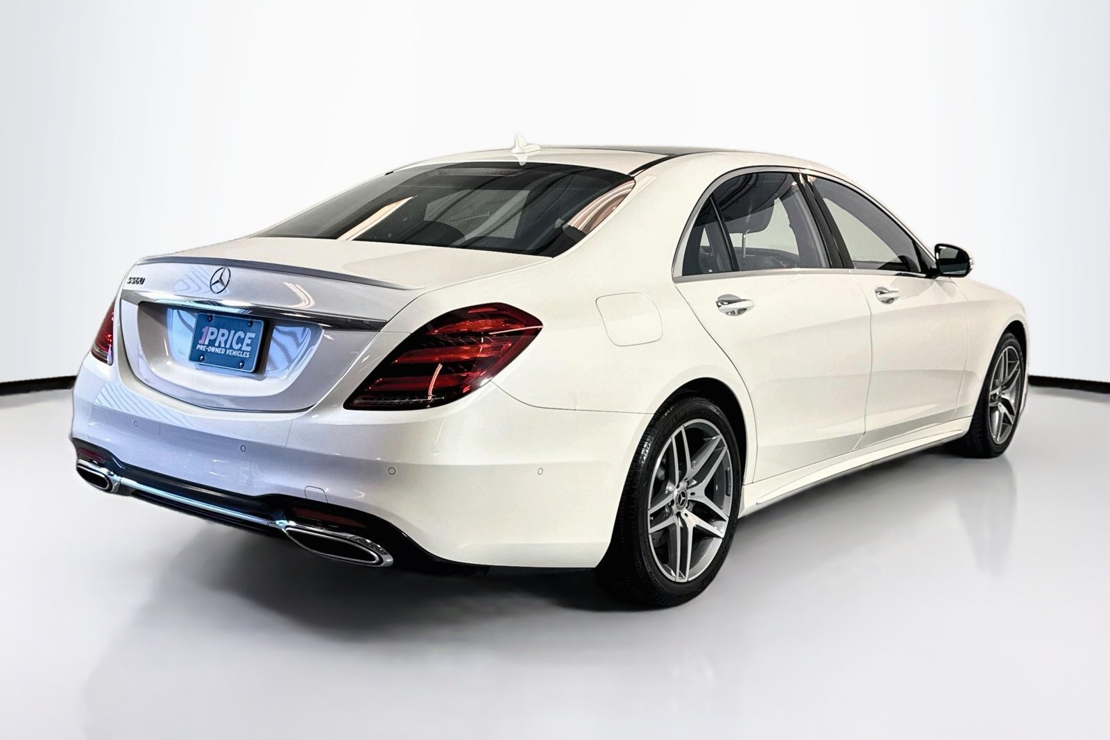 Used 2019 Designo Diamond White Mercedes-Benz S 560 image 5