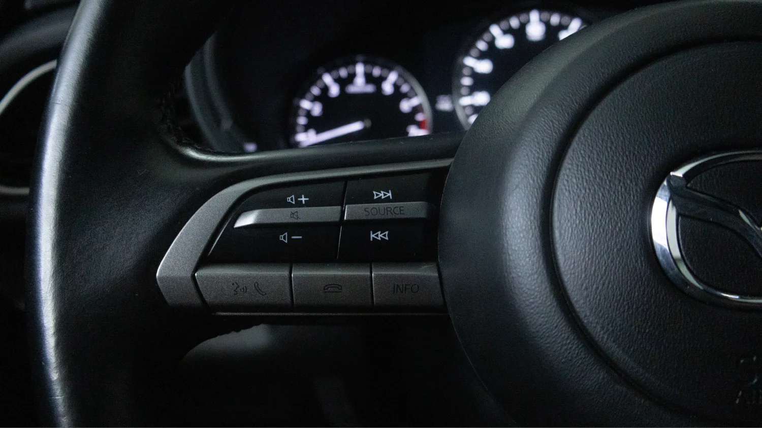 Used 2023 Black Mazda 2.5 S Select image 19