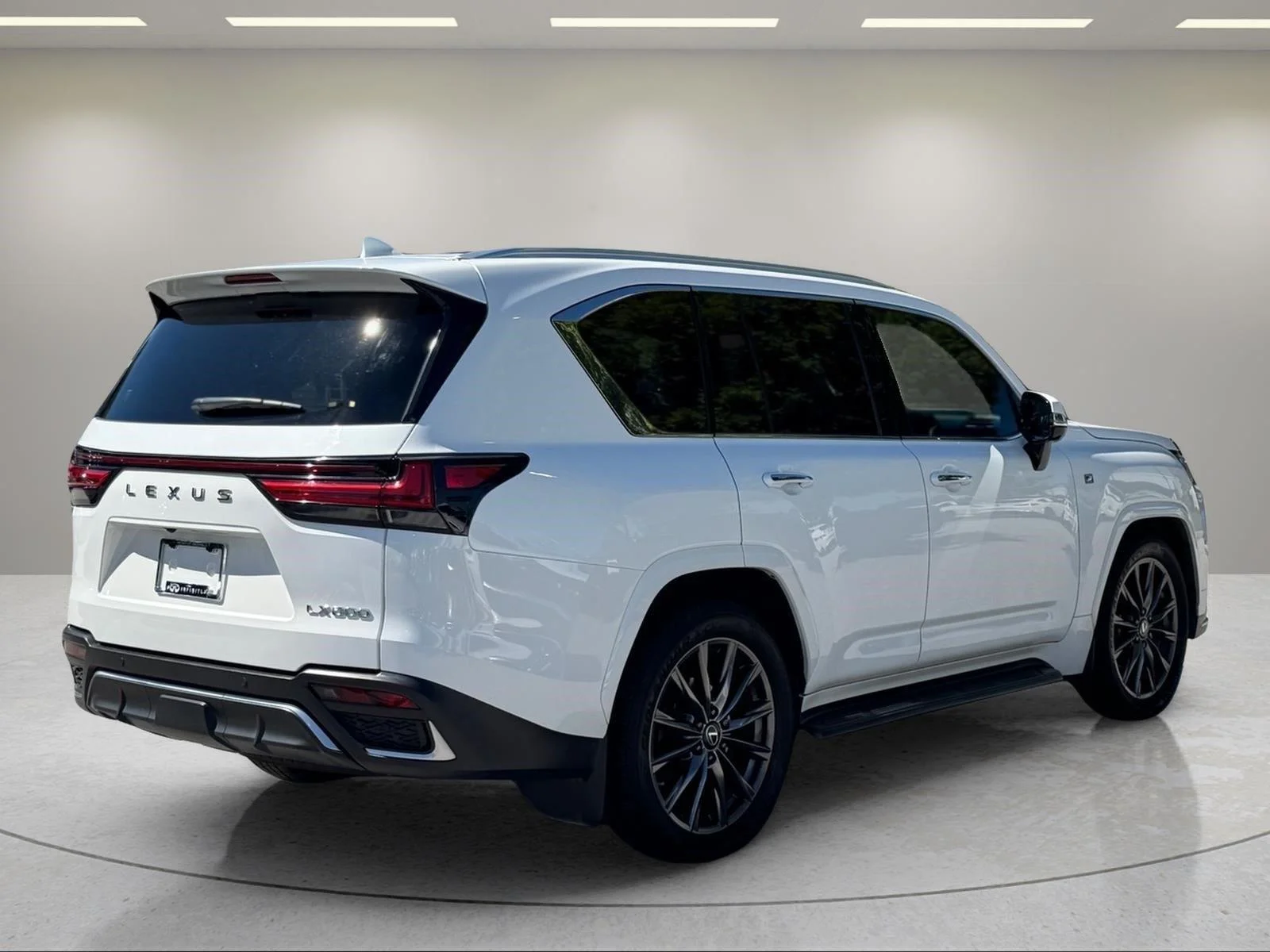 Used 2023 Ultra White Lexus LX 600 F SPORT image 4