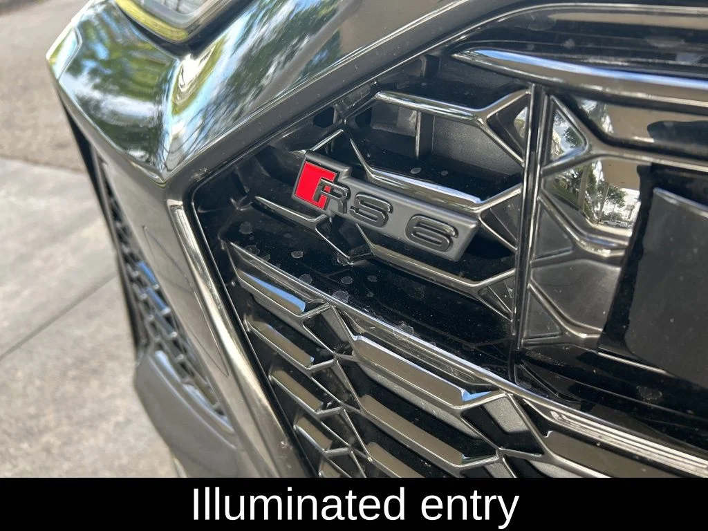 Used 2022 Black Audi Avant image 16