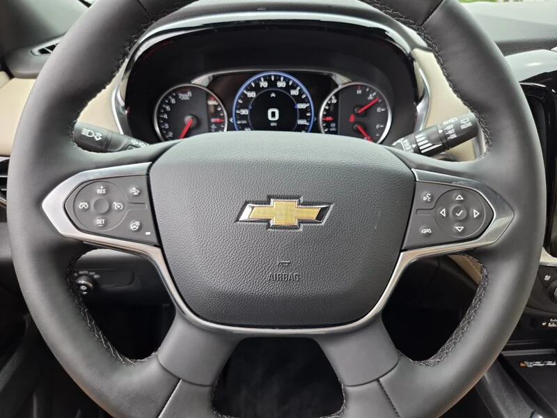Used 2023 Iridescent Pearl Tricoat CHEVROLET AWD 4DR PREMIER image 43