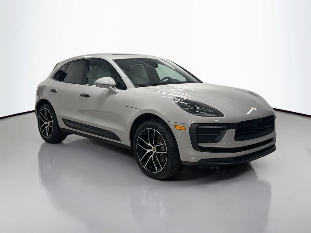 Certified Used 2025  Porsche  image 7