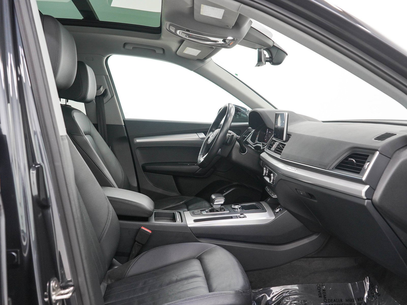 Used 2018 Manhattan Gray Metallic Audi 2.0T image 12