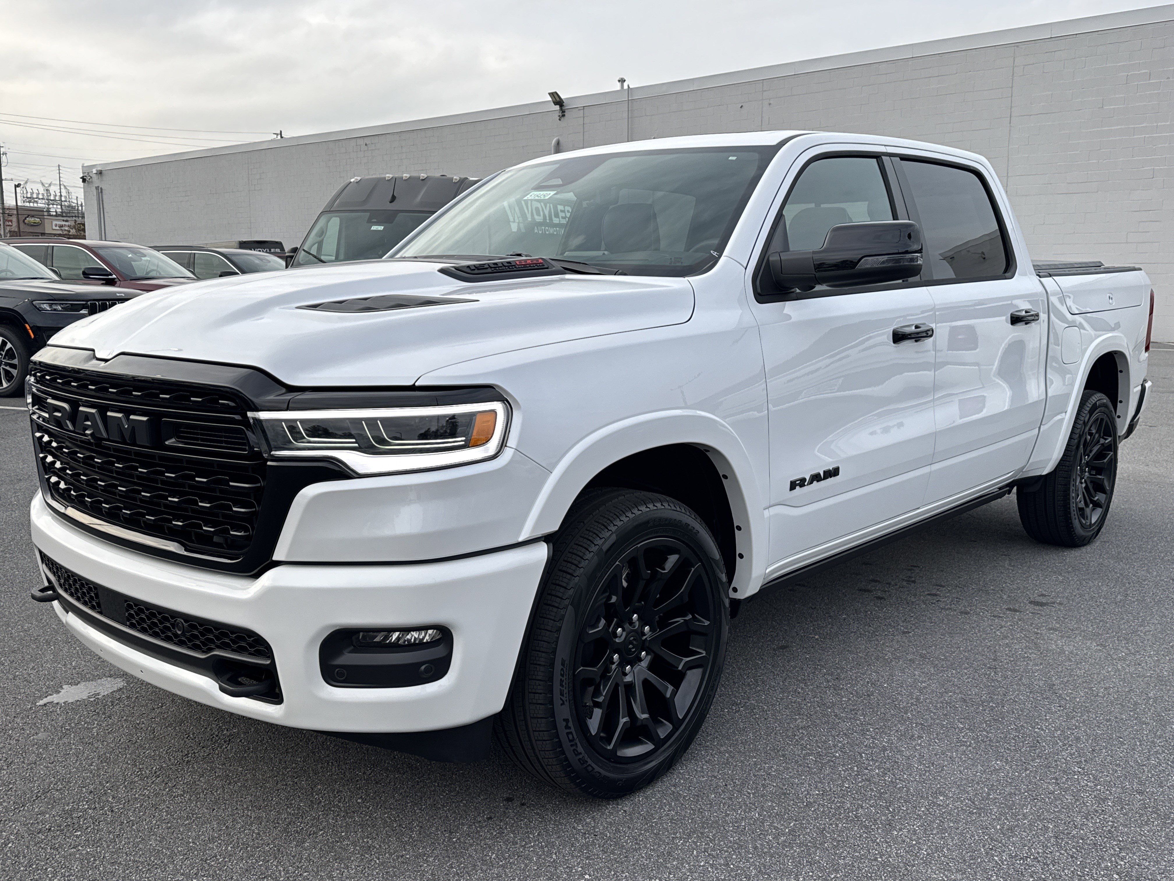 New 2026 Ivory White Tri-Coat Pearlcoat Ram Limited image 7
