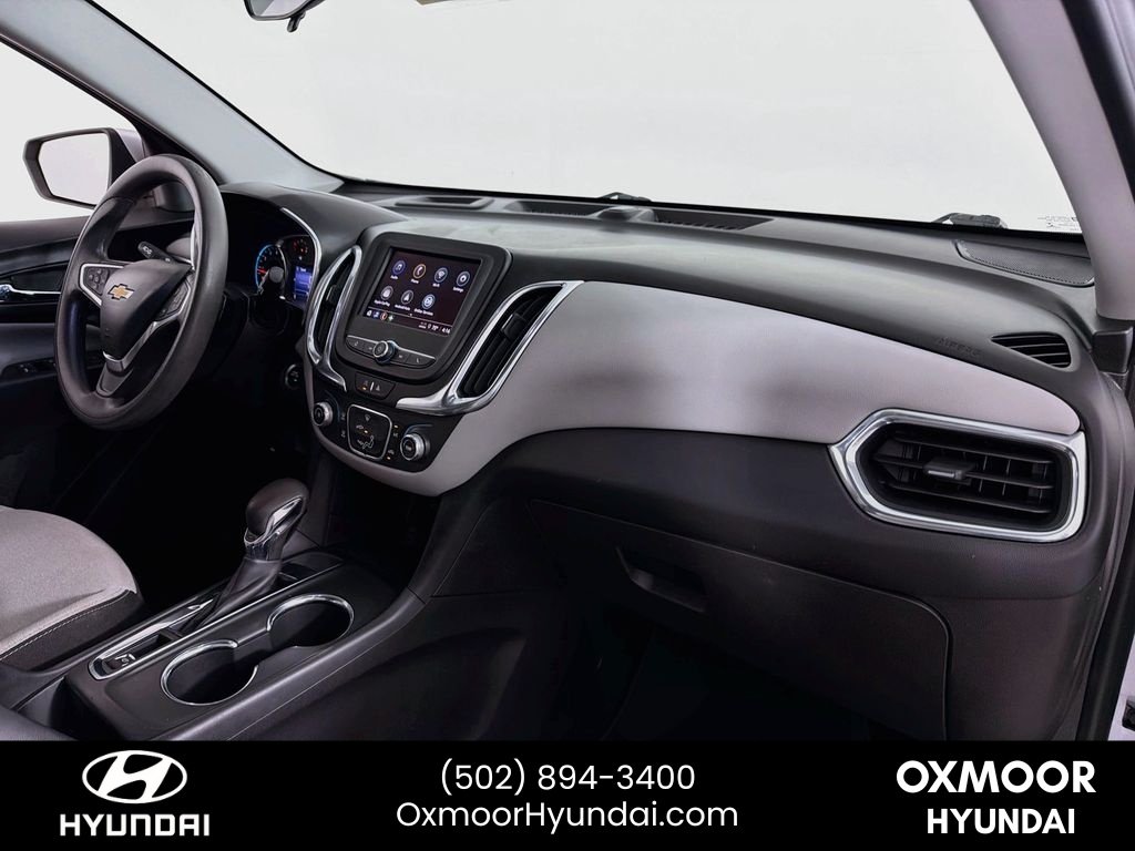 Used 2022 Silver Ice Metallic Chevrolet LT image 27