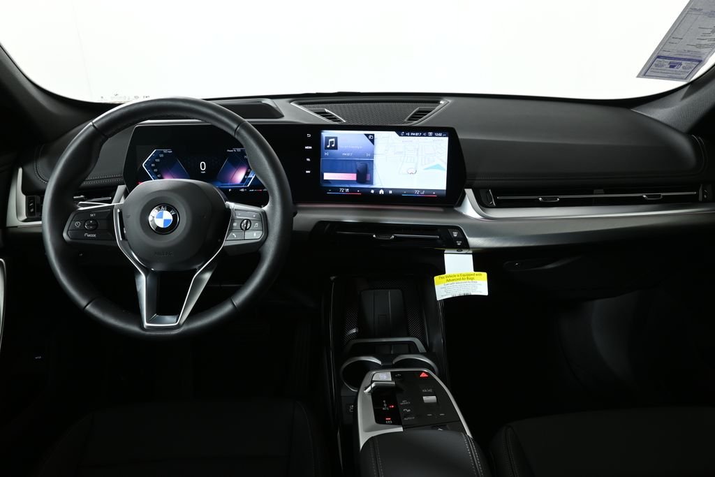 Used 2026 Alpine White BMW xDrive28i image 17