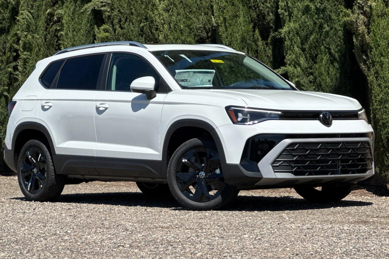 New 2026 Pure White Volkswagen SE image 1