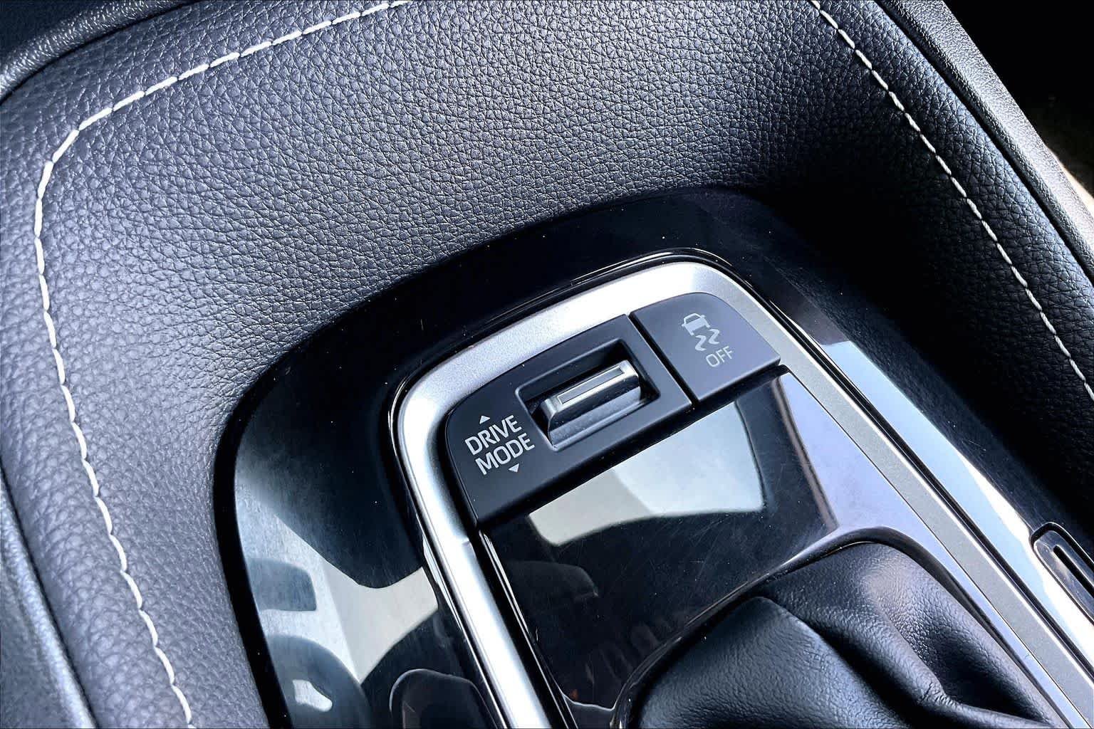 Used 2024 Classic Silver Metallic/Midnight Black Metallic Toyota XSE image 32