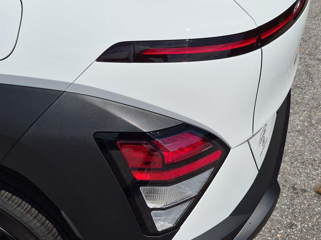 New 2027 Atlas White Hyundai SEL Sport AWD image 12