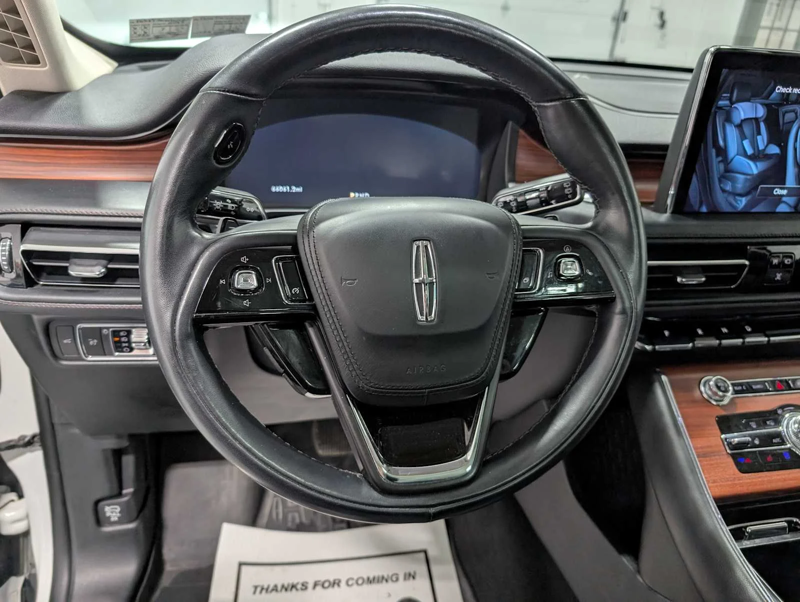 Used 2023 Pristine White Lincoln Reserve image 38