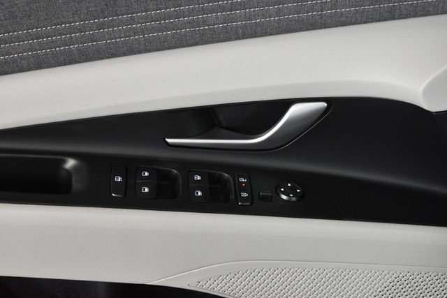 New 2026 Black Hyundai Limited image 24
